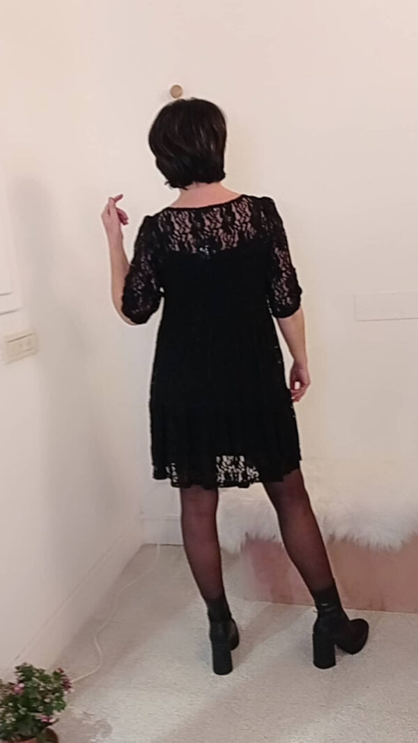 Abito in pizzo nero Art. Trixy