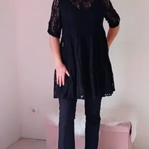 Abito in pizzo nero Art. Trixy