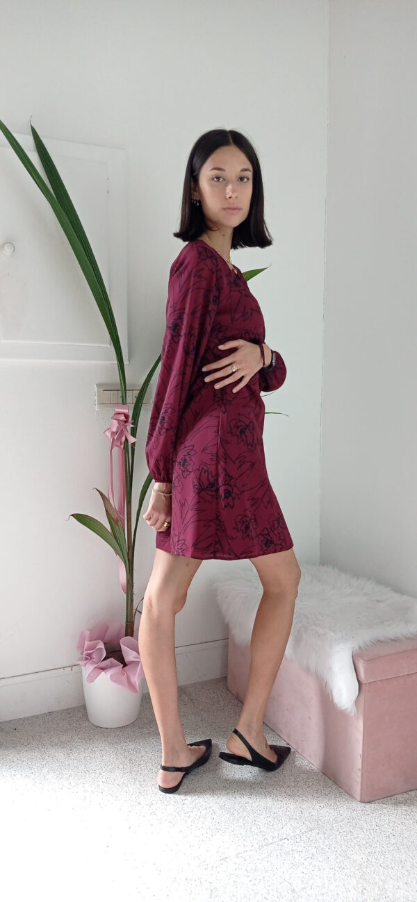 Abito a Portafoglio Lolita: Eleganza e Comfort per Autunno e Inverno