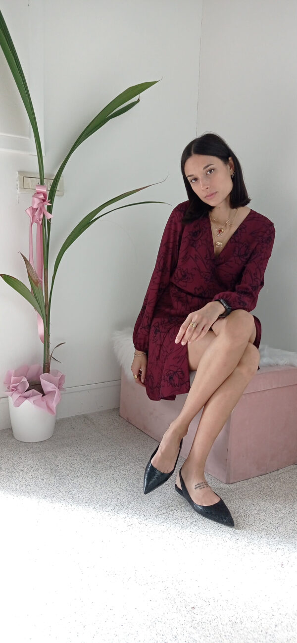 Abito a Portafoglio Lolita: Eleganza e Comfort per Autunno e Inverno