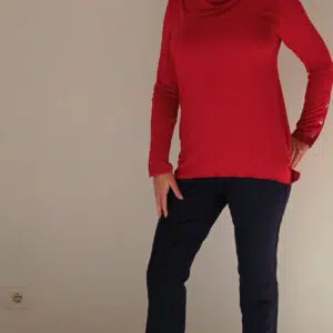 Maglia donna primavera/estate in viscosa con collo sciallato e bottoni sui polsini