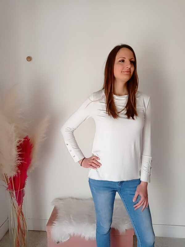 Maglia donna primavera/estate in viscosa con collo sciallato e bottoni sui polsini