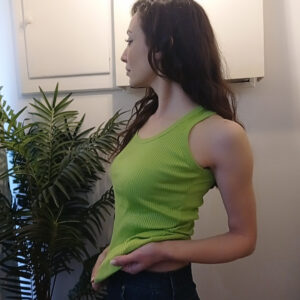 Top "Valentina" verde evidenziatore in cotone a costine - Stile fresco e audace