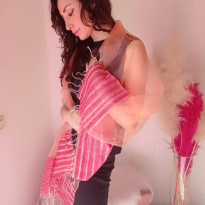 Foulard in Organza Arancione: Aggiungi un tocco di Sole al tuo Look Elegante