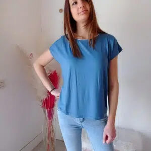 Blusa a mezze maniche in morbida viscosa con collo rifinito in argento - Bianco, Jeans e Amarena