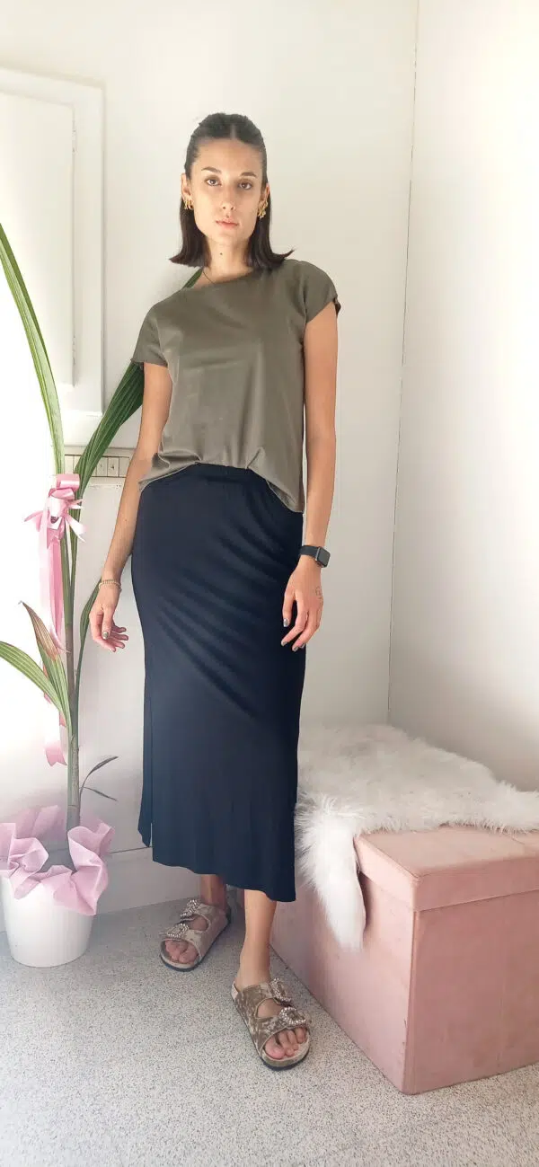 T-Shirt Manica Corta in Cotone con Taglio Morbido: Comodità e Stile in un Unico Capo!