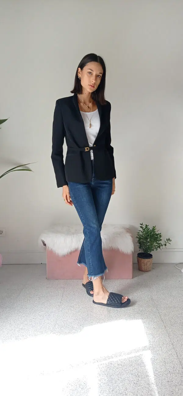 Giacca Nera Elegante - Versatile per Outfit Formali e Casual