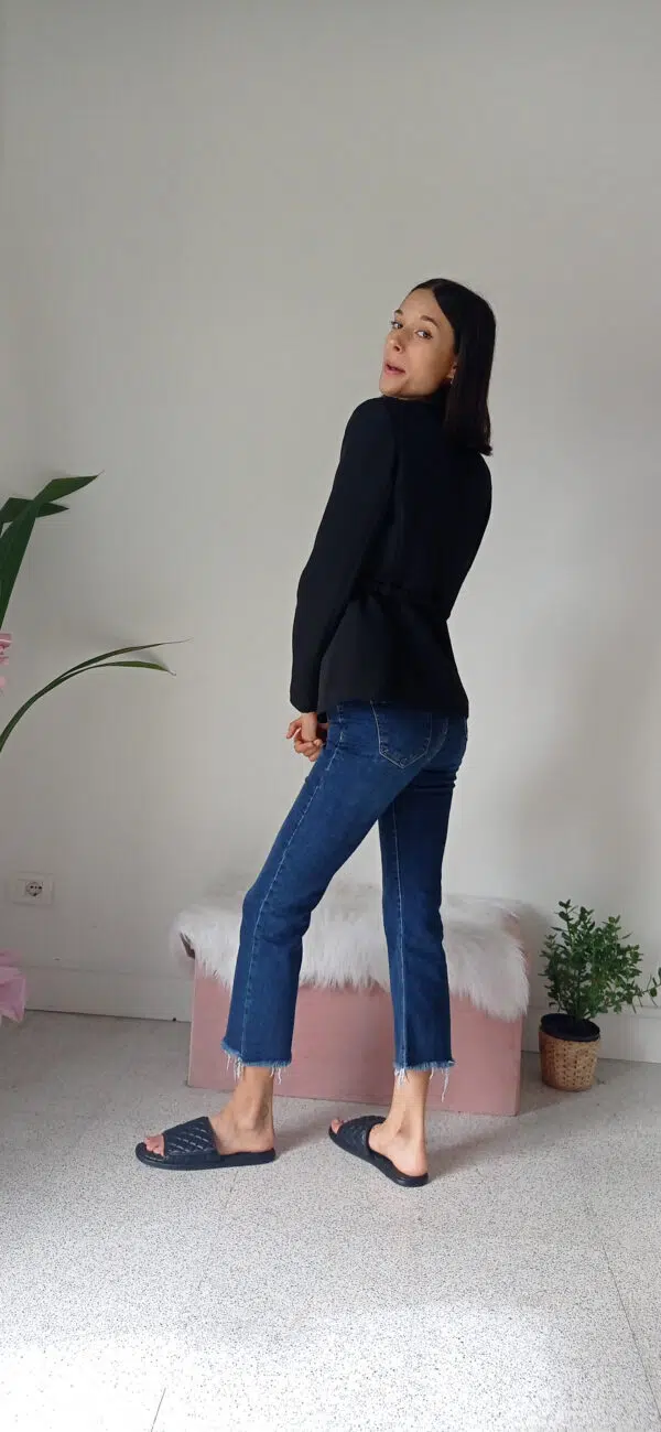 Giacca Nera Elegante - Versatile per Outfit Formali e Casual