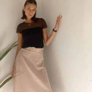 Gonna in Camoscio Ecologico Svasata: Stile e Sostenibilità in Beige, Marrone e Verde Bosco!