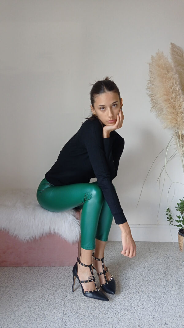 Leggings in Ecopelle di Lusso - Stile Audace, Confort Eccezionale - Taglie S-XL, Colori Verde e Nero