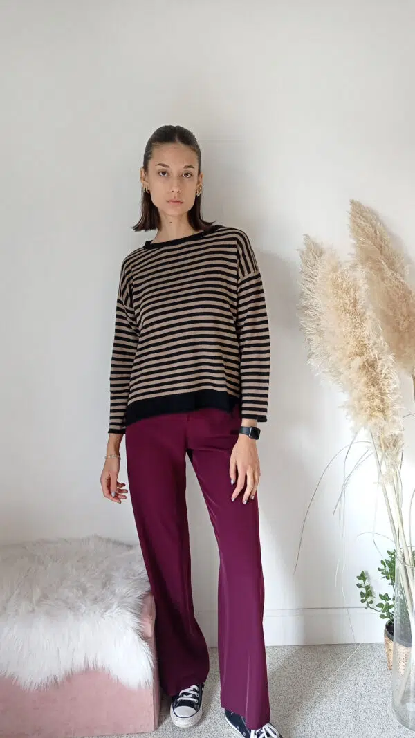 Maglia Morbida a Righe in Misto Cashmere - Comfort e Stile in S, M, L