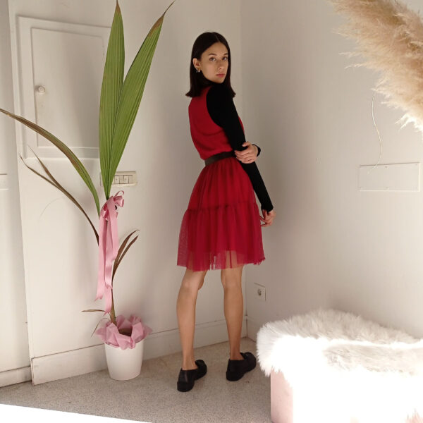 Vestito Smanicato in Tulle 'Incanto Serale' - Disponibile in Rosso, Nero e Marrone Bruciato