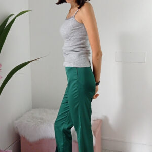 Eleganza Raffinata: Pantalone Verde Dior con Spacchetti - Perfetto per Ogni Occasione