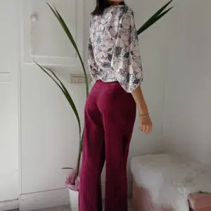 Blusa in Raso Nero Elegante Primavera - Versatile per Cerimonie e Ufficio - Disponibile in S, M, L, XL