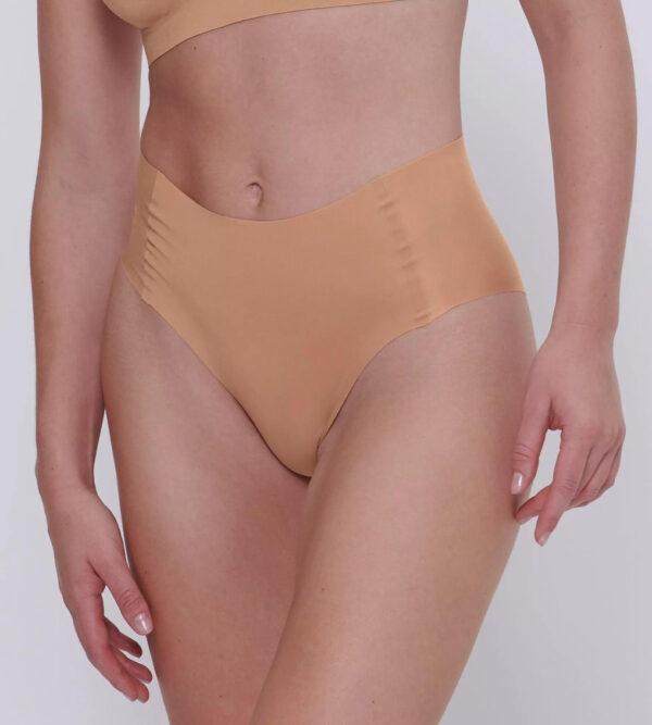 Slip a Vita Alta Zero Feel: Comfort Invisibile e Morbidezza Estrema