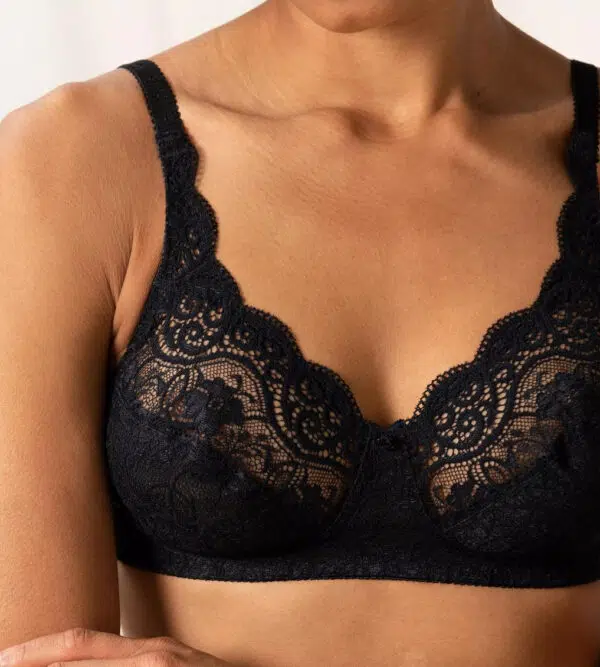 Reggiseno Vintage Futuristico: Comfort e Stile con Tecnologia OEKO-TEX®