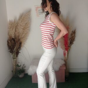 Maglia a Righe Bianche e Rosse - Stile Estivo e Versatile