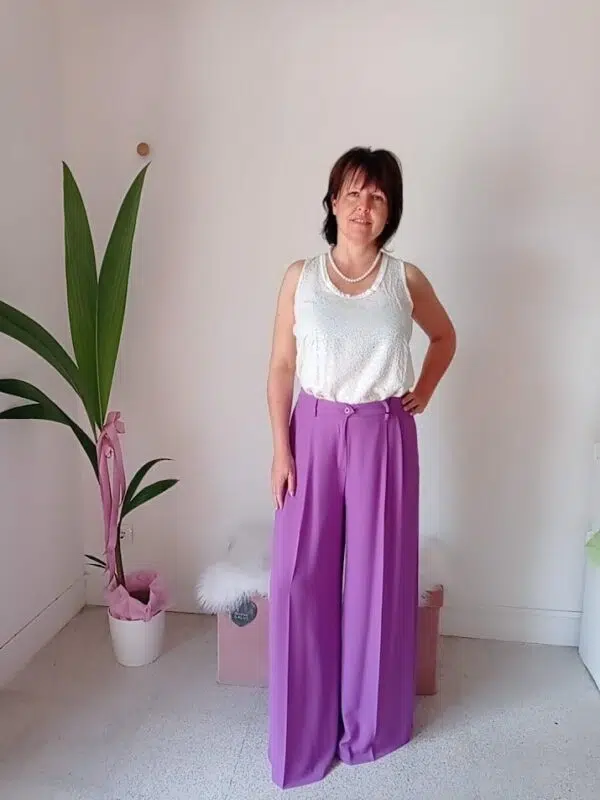 Pantalone Largo Donna Lavanda - Stile e Versatilità
