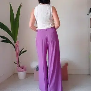 Pantalone Largo Donna Lavanda - Stile e Versatilità