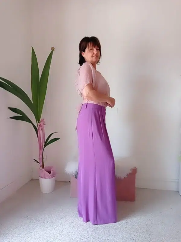 Pantalone Largo Donna Lavanda - Stile e Versatilità
