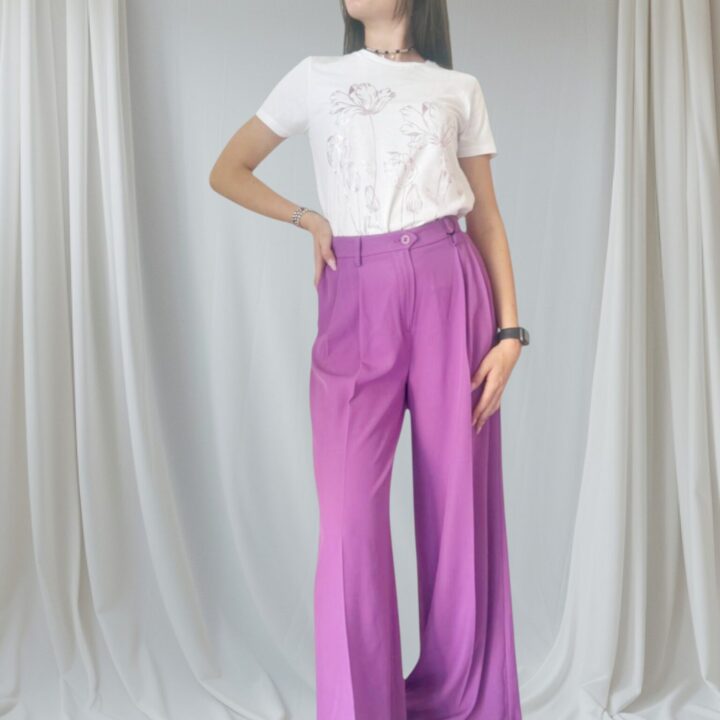 Pantalone Largo Donna Lavanda - Stile e Versatilità