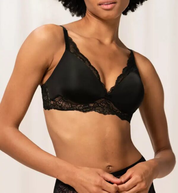 Reggiseno Senza Ferretto in Pizzo - Sostegno e Seduzione in Unico Capo