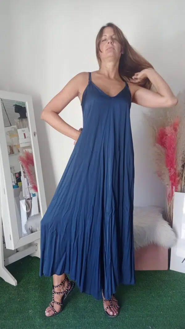 Tuta Maxi in Viscosa Elegante - Disponibile in Blu e Oro