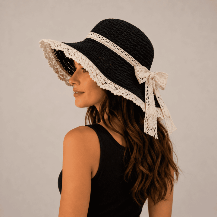 Cappello in paglia con nastro in pizzo – Eleganza estiva