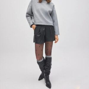 Shorts a Vita Alta Effetto Pelle con Interno Felpato – Caldi, Sexy, Versatili | La Strega di Biancaneve