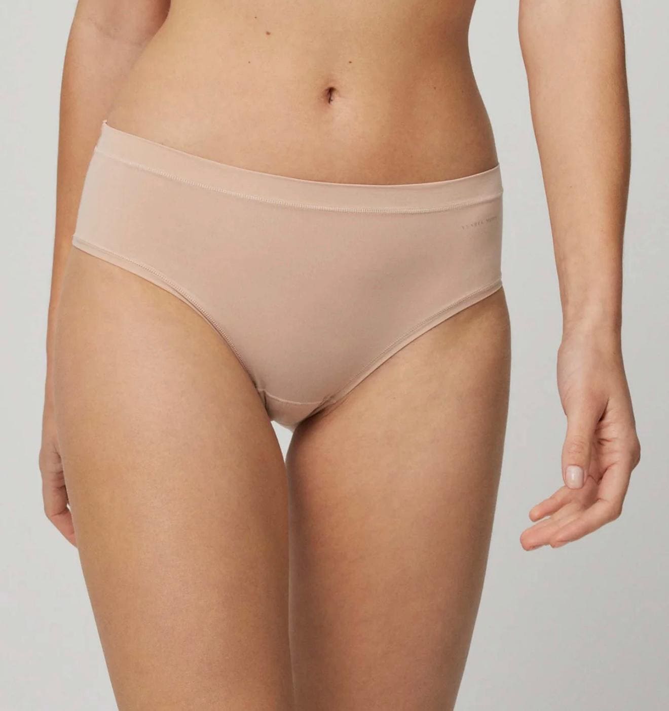 e201588d-fe48-431e-986e-c11adfab7075