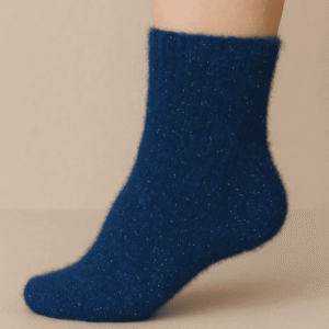 Calzini Morbidi con Filato Brillante – Effetto Coccola & Luce