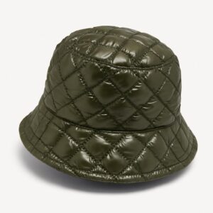 Cappello trapuntato verde militare donna – stile urban chic e calore glamour by La Strega di Biancaneve