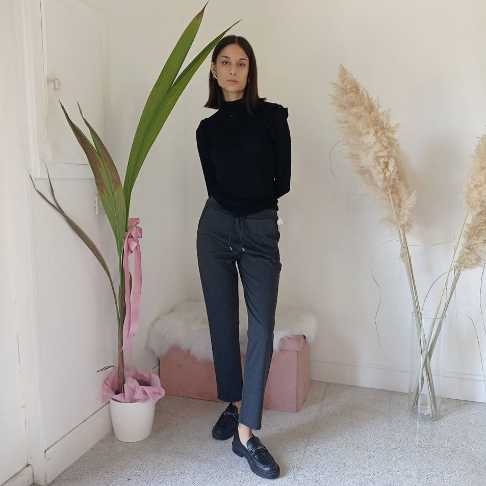 Pantaloni Donna Comfort Chic Grigio Antracite – Eleganti, Morbidi, Perfetti per Tutto il Giorno