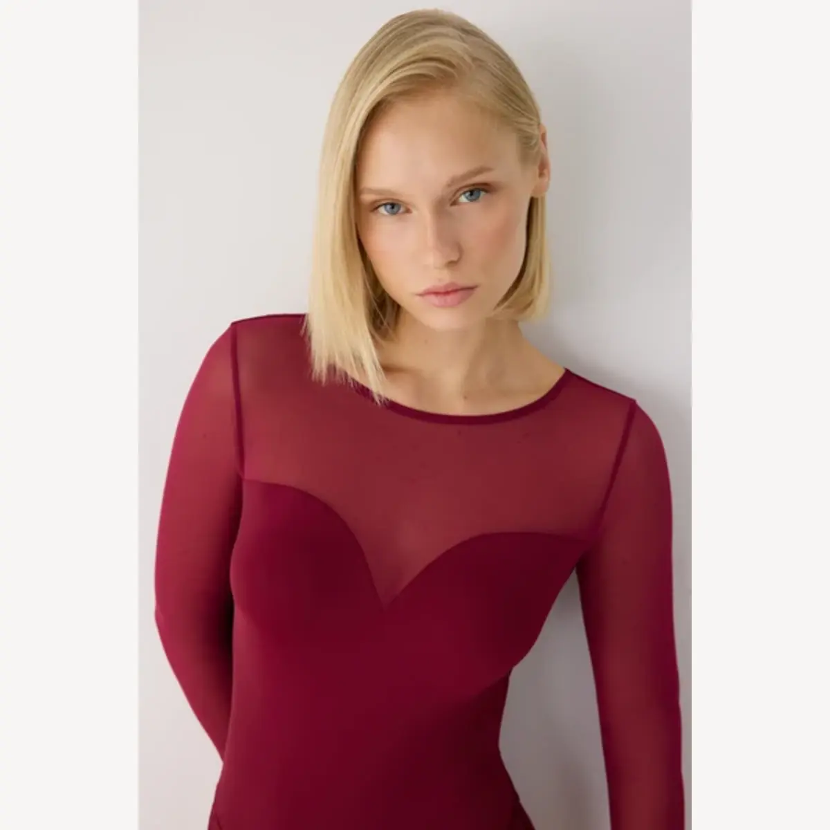 body-donna-pizzo-bordeaux-dettaglio-fronte